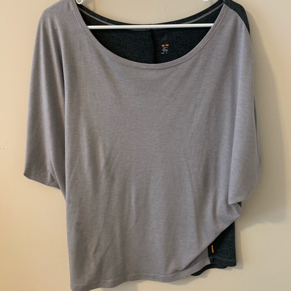 Lucy athleta shirt
